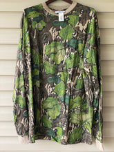 Load image into Gallery viewer, Mossy Oak Full Foliage Pocket Shirt (XXL)