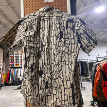 Load image into Gallery viewer, Trebark Tan Field Shirt (L)