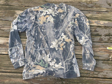 Load image into Gallery viewer, Mossy Oak Breakup Henley (M)🇺🇸