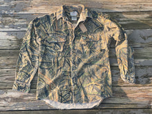 Load image into Gallery viewer, Mossy Oak Shadowgrass Shirt (M/L)🇺🇸