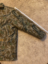 Load image into Gallery viewer, Duxbak Mossy Oak Jacket (L)
