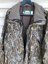 Load image into Gallery viewer, Cabela’s Bottomlands Jacket (XXXL)