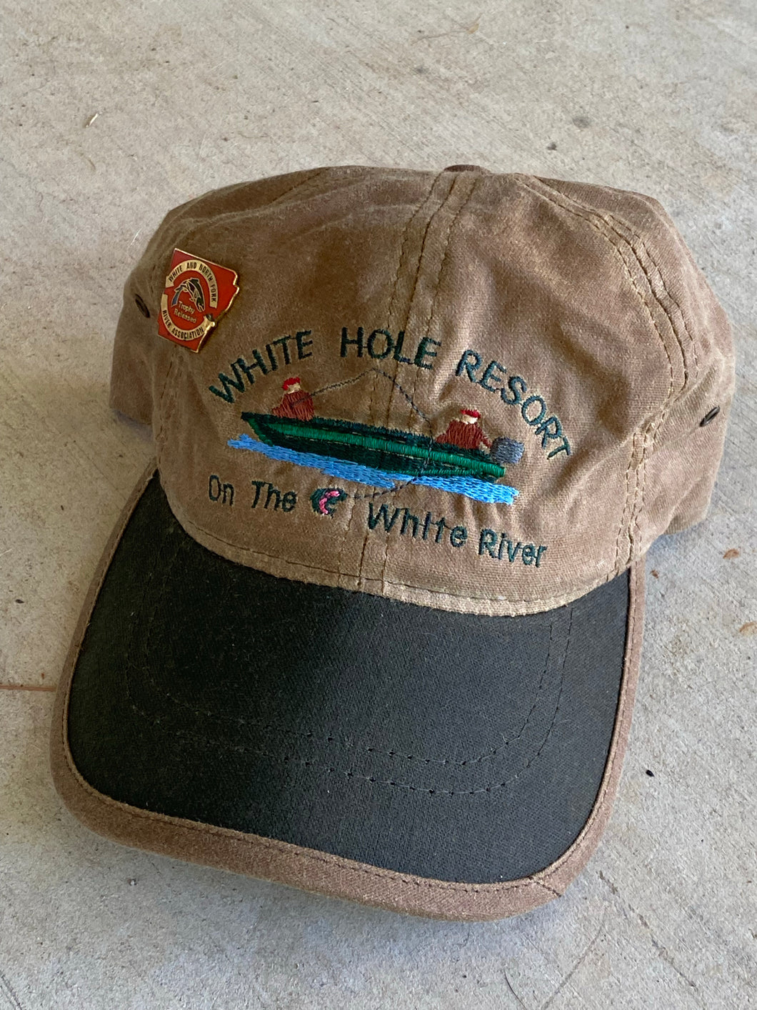 White Hole Resort Waxed Hat with Pin
