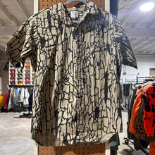 Load image into Gallery viewer, Trebark Tan Field Shirt (L)