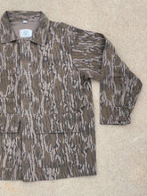 Load image into Gallery viewer, Mossy Oak 3-Pocket Bottomland Jacket (XL)🇺🇸