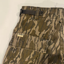 Load image into Gallery viewer, Duxbak Mossy Oak Bottomland Pants (L)🇺🇸