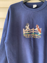 Load image into Gallery viewer, Ducks Unlimited “The Grass is Always Greener” Sweatshirt (XL) 🇺🇸