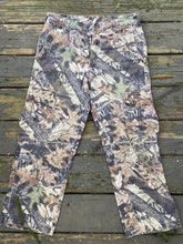 Load image into Gallery viewer, Mossy Oak Forest Floor Pants (32x25)