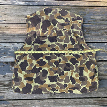 Load image into Gallery viewer, Mount N Prarie Field Vest (XL)