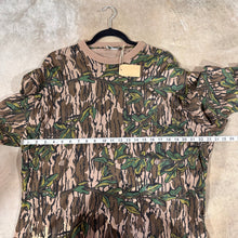 Load image into Gallery viewer, Mossy Oak Greenleaf Shirt (XXL)🇺🇸