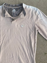 Load image into Gallery viewer, Mossy Oak Henley Shirt (M)