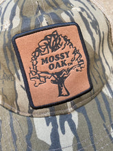 Load image into Gallery viewer, Mossy Oak Snapback