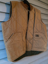 Load image into Gallery viewer, Duxbak Quilted Vest (XL)