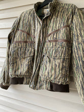 Load image into Gallery viewer, Rut Daniels Style Realtree Jacket (M/L)