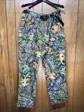 Load image into Gallery viewer, Mossy Oak Obsession Lightweight Pants / Shorts (L)