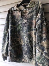 Load image into Gallery viewer, Liberty Fleece-Lined Quarter Zip (XL)
