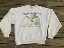 Load image into Gallery viewer, Ducks Unlimited Wood Duck Crewneck (XL)🇺🇸