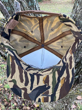 Load image into Gallery viewer, Ducks Unlimited Camo Snapback
