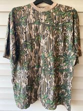 Load image into Gallery viewer, Mossy Oak Greenleaf Pocket Shirt (XXL)