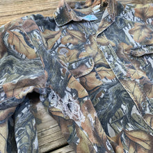 Load image into Gallery viewer, Mossy Oak Fall Foliage Shirt (L)🇺🇸
