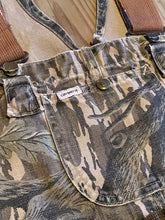 Load image into Gallery viewer, Carhartt Mossy Oak Overalls (36x32)🇺🇸