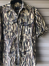 Load image into Gallery viewer, Rattler Ducks Unlimited Shirt (XL)