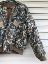 Load image into Gallery viewer, Columbia Bomber Jacket (XXL)