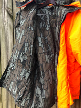 Load image into Gallery viewer, Conceal Trebark Reversible Parka (L/XL)