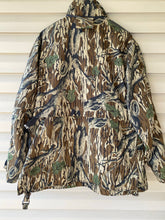 Load image into Gallery viewer, Browning Mossy Oak Jacket (XL)