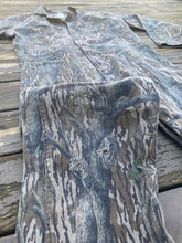 Load image into Gallery viewer, Mossy Oak Treestand Coveralls (L-Long)🇺🇸