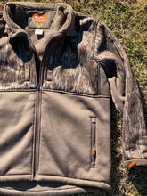 Load image into Gallery viewer, Drake Non-Typical Mossy Oak Bottomland Jacket (XL)