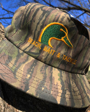 Load image into Gallery viewer, Ducks Unlimited Realtree Snapback