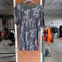 Load image into Gallery viewer, Camo Lakeview Trebark Shirt (XL)🇺🇸