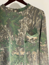 Load image into Gallery viewer, Mossy Oak Shadowleaf Shirt (L)