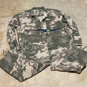 Cabela’s Shirt Pants Set (XL/40R)