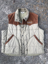 Load image into Gallery viewer, Camoretro Duxbak Vest (L/XL)
