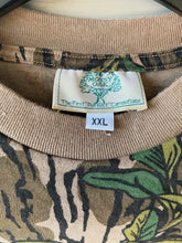 Load image into Gallery viewer, Mossy Oak Greenleaf Pocket Shirt (XXL)