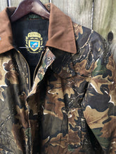 Load image into Gallery viewer, Lewis Creek Ducks Unlimited Advantage Waxed Canvas Jacket (M/L)
