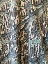Load image into Gallery viewer, Mossy Oak Treestand Shirt (XL)