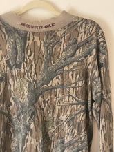Load image into Gallery viewer, Mossy Oak Treestand Mock Turtleneck (L)