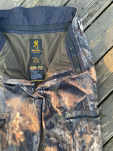 Load image into Gallery viewer, Browning Hydro Fleece Mossy Oak Bottoms (L)