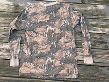 Load image into Gallery viewer, Mossy Oak Fall Foliage Shirt (L)🇺🇸