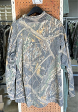 Load image into Gallery viewer, Mossy Oak Shadowbranch Turtleneck Shirt (XXXL)