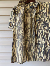 Load image into Gallery viewer, Rattlers Ducks Unlimited Shirt (L)