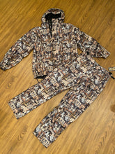 Load image into Gallery viewer, Oilfield Camo Jacket &amp; Bottoms (XL/L)