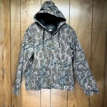 Load image into Gallery viewer, Wolf Mtn. Mossy Oak Treestand Activewear Jacket (L)🇺🇸