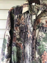 Load image into Gallery viewer, Realtree Quiet Hide Shirt (XL)