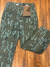 Load image into Gallery viewer, Duxbak Thinsulated Trebark Pants (34R)