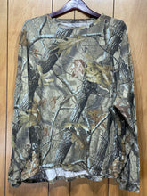 Load image into Gallery viewer, Outfitters Ridge Realtree Hardwoods Shirt (XXXL)