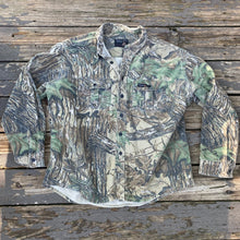 Load image into Gallery viewer, Rattler&#39;s Realtree Shirt (L/XL)🇺🇸